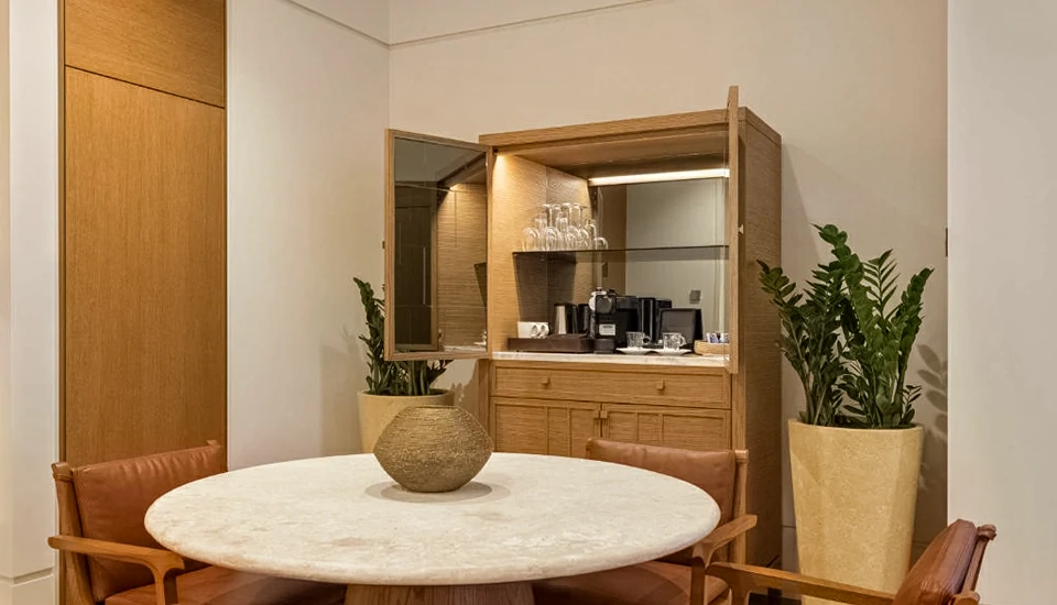 هتل حیات ریجنسی ازمیر ایستینیه پارک